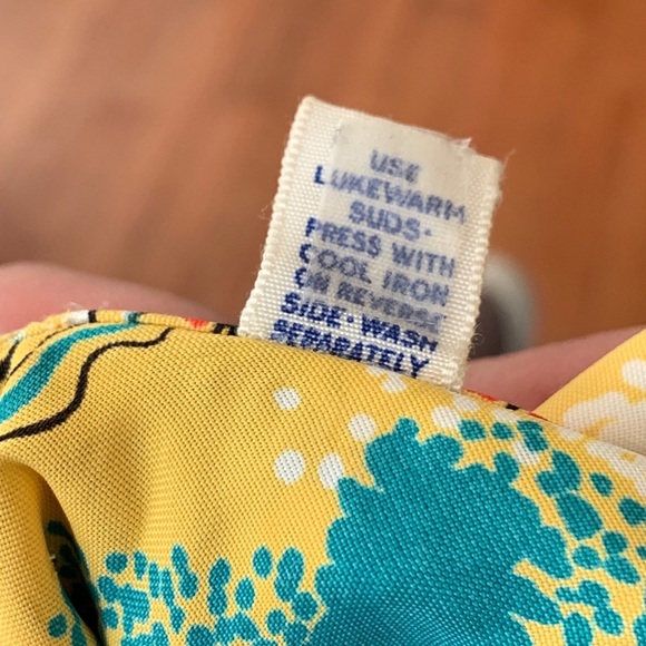 Authentic Vintage Short Sleeve Aloha Shirt - Picture 5 of 5